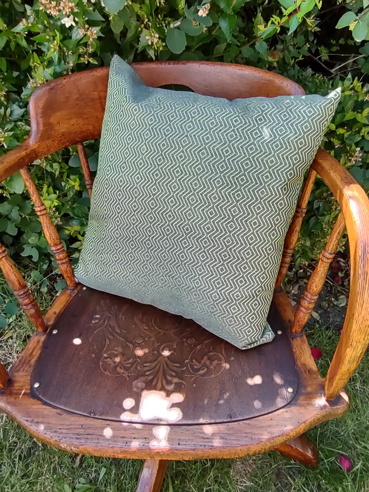 geometric outdoor decorative cushion