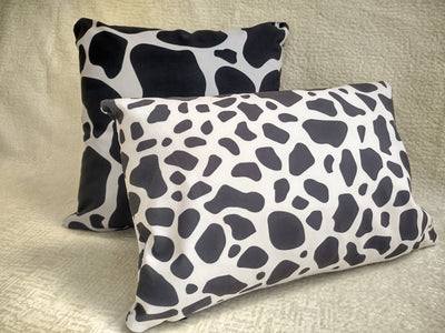 Grey Giraffe Velvet Pillow Cover 40x40cm+ Zippered - MagnoliaFabric